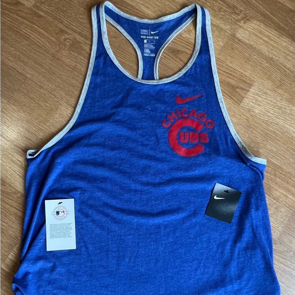 The Nike Tee MLB Chicago Cubs Racer Back Tank top size Women's MEDIUM NWT